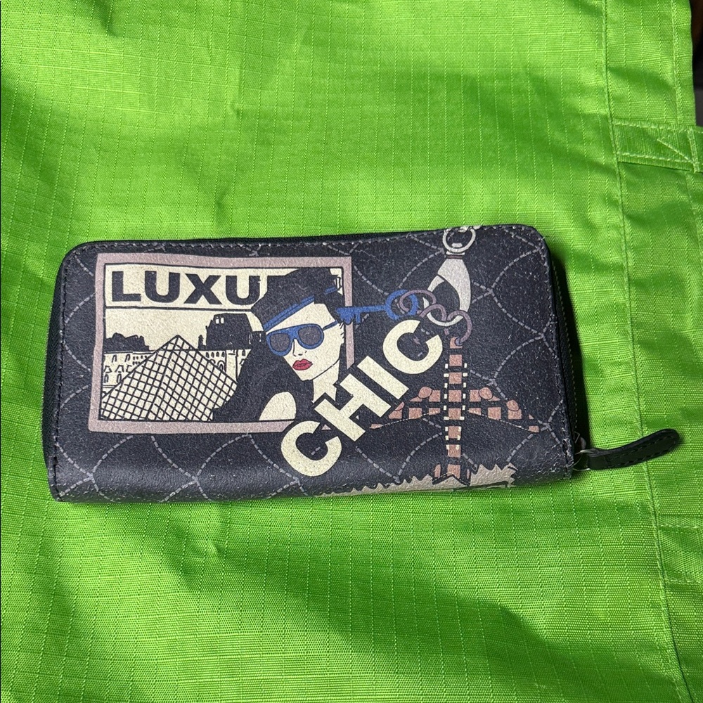 Lux Chic Black Key & Card Holder